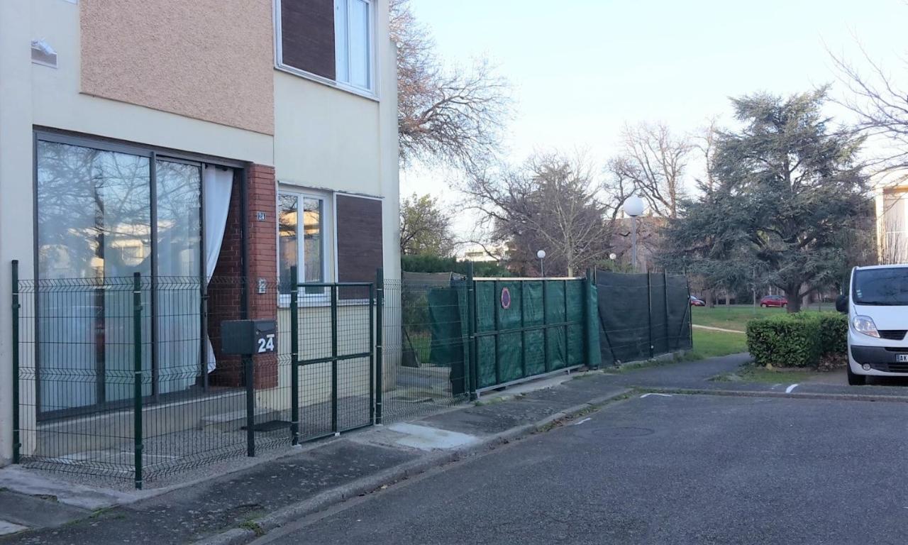 Chambre Avec Entrée Libre et Salle de Bain Privée Colomiers Esterno foto